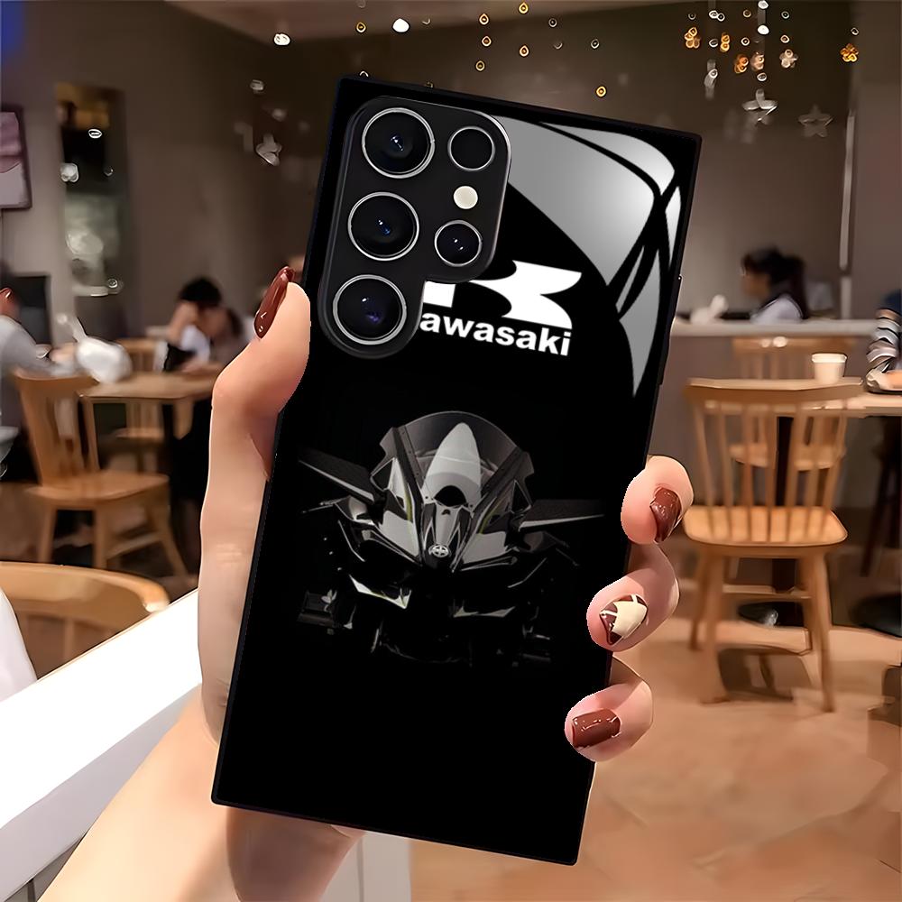 Custodia per telefono Hot Moto - Pc Case Tempered Glass recensione e prezzo
