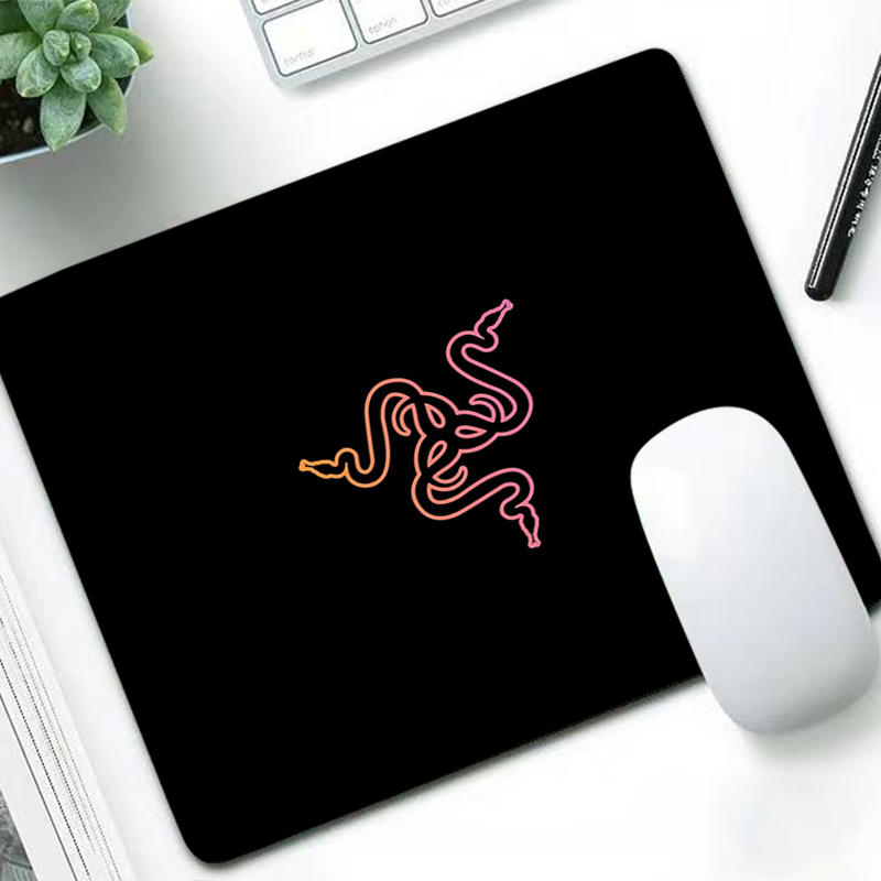Razer Tappetino per mouse di l - Pc Gaming Simulator recensione e prezzo
